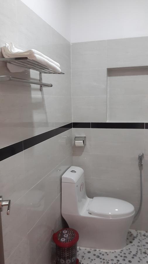 Motel Hoang Gia Long Khanh Zewnętrze zdjęcie