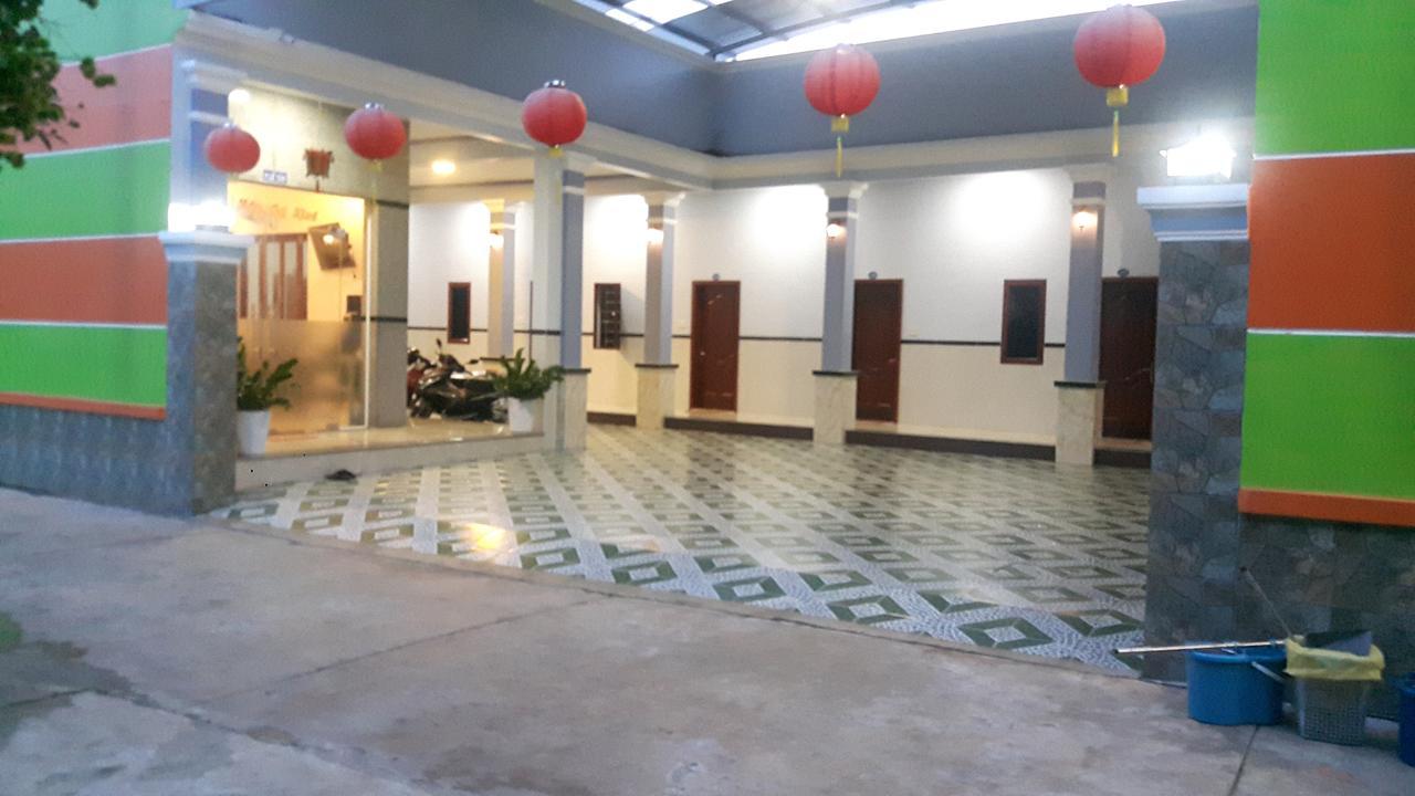 Motel Hoang Gia Long Khanh Zewnętrze zdjęcie