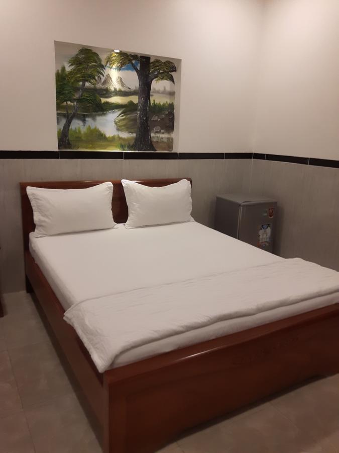 Motel Hoang Gia Long Khanh Zewnętrze zdjęcie