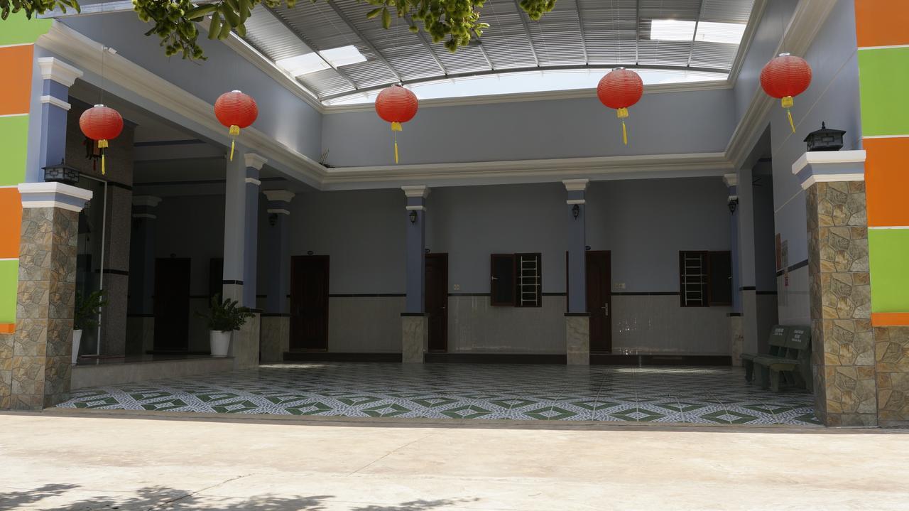 Motel Hoang Gia Long Khanh Zewnętrze zdjęcie